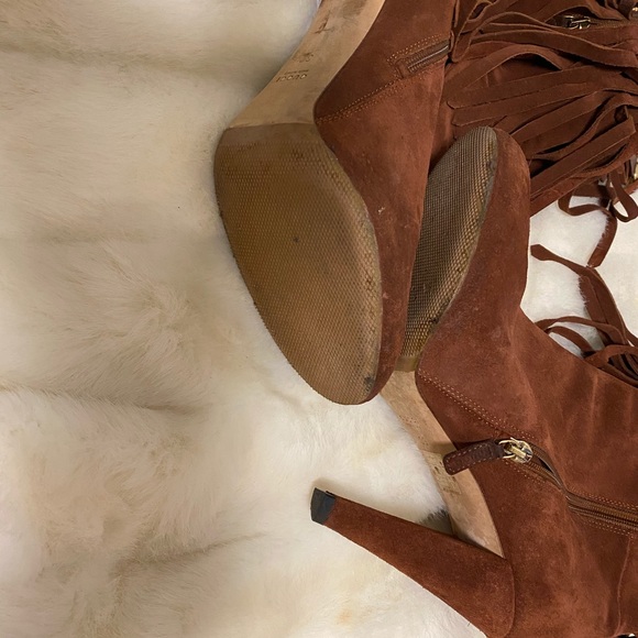 AUTHENTIC GUCCI brown booties - Picture 5 of 14